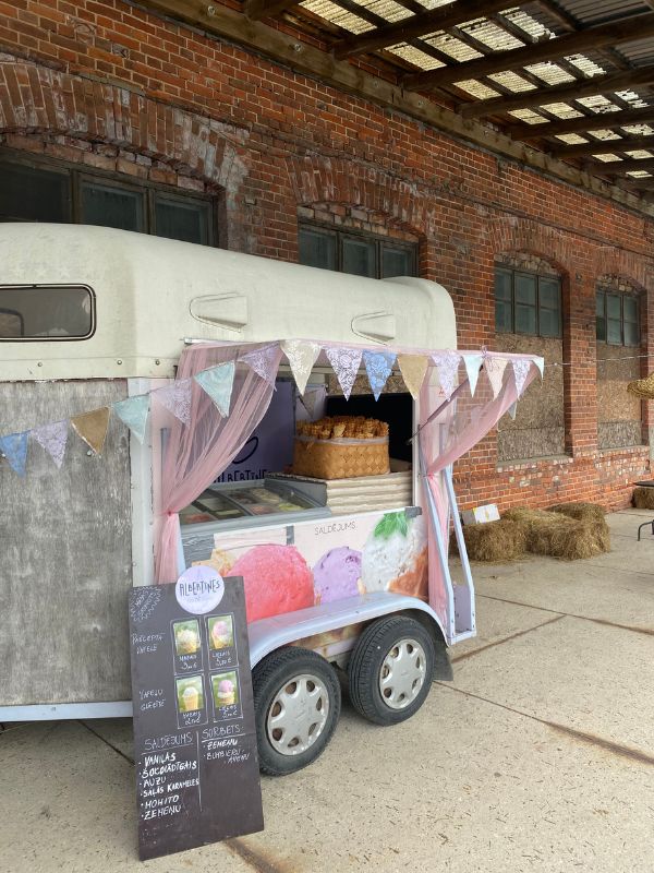 Albertīnes saldējums albertīnes saldējuma treileris